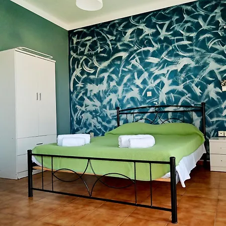 לינה וארוחת בוקר Karmik Concept אפאנטו