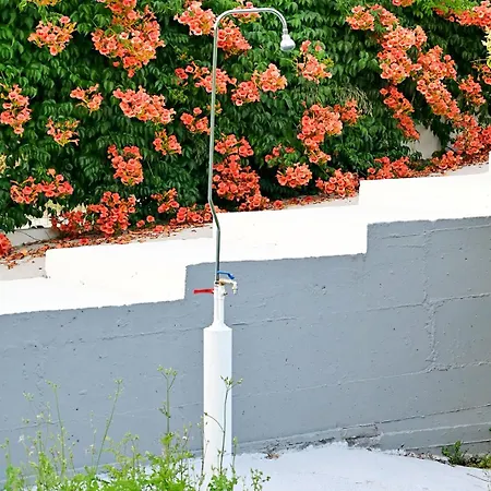 לינה וארוחת בוקר Karmik Concept אפאנטו