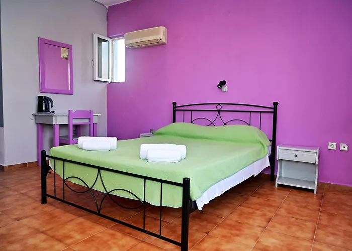 Karmik Concept Bed & Breakfast 4*