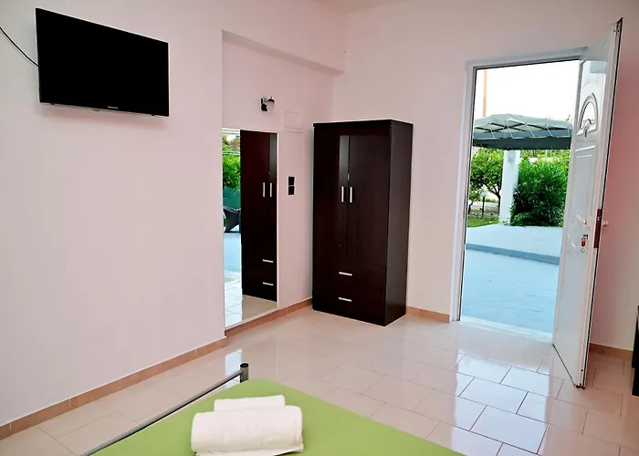 Karmik Concept Bed & Breakfast 4*