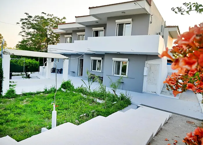 Karmik Concept Bed and Breakfast 4*